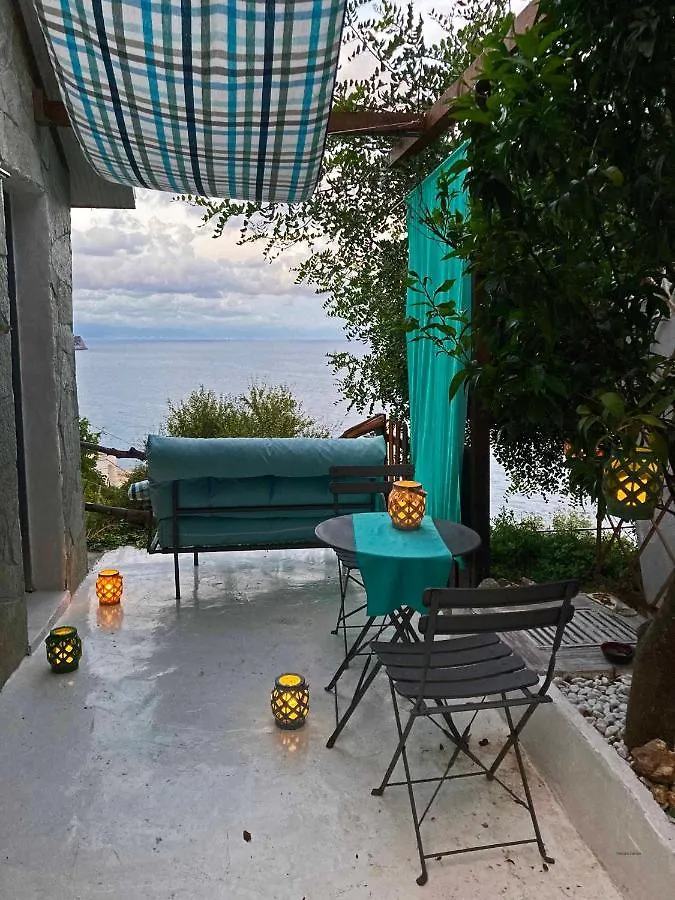 Holiday home Tiny Home Noli Italy